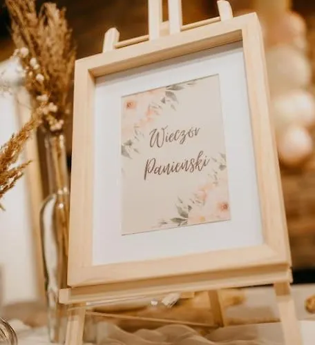 Murowana Glinca Nyaraló Zelewo