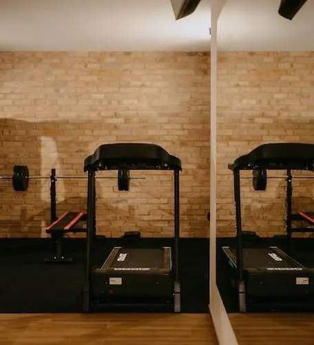 Murowana Glinca Nyaraló Zelewo