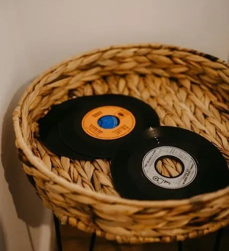 Murowana Glinca Nyaraló