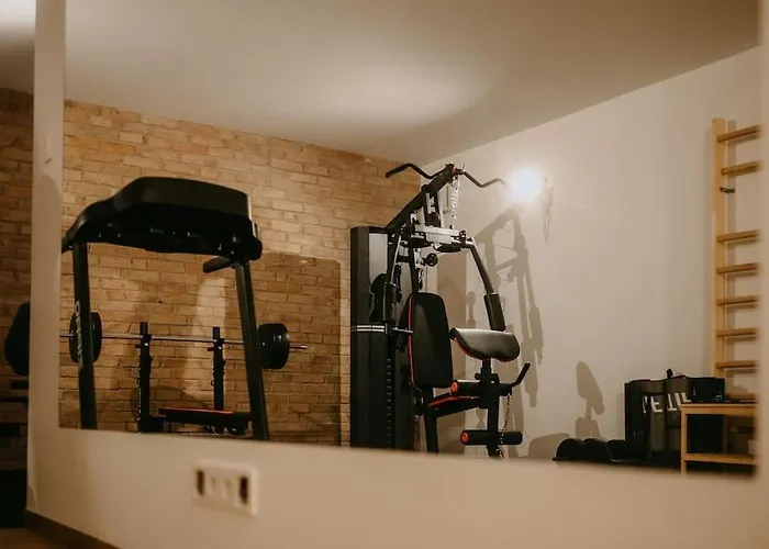 Murowana Glinca Zelewo